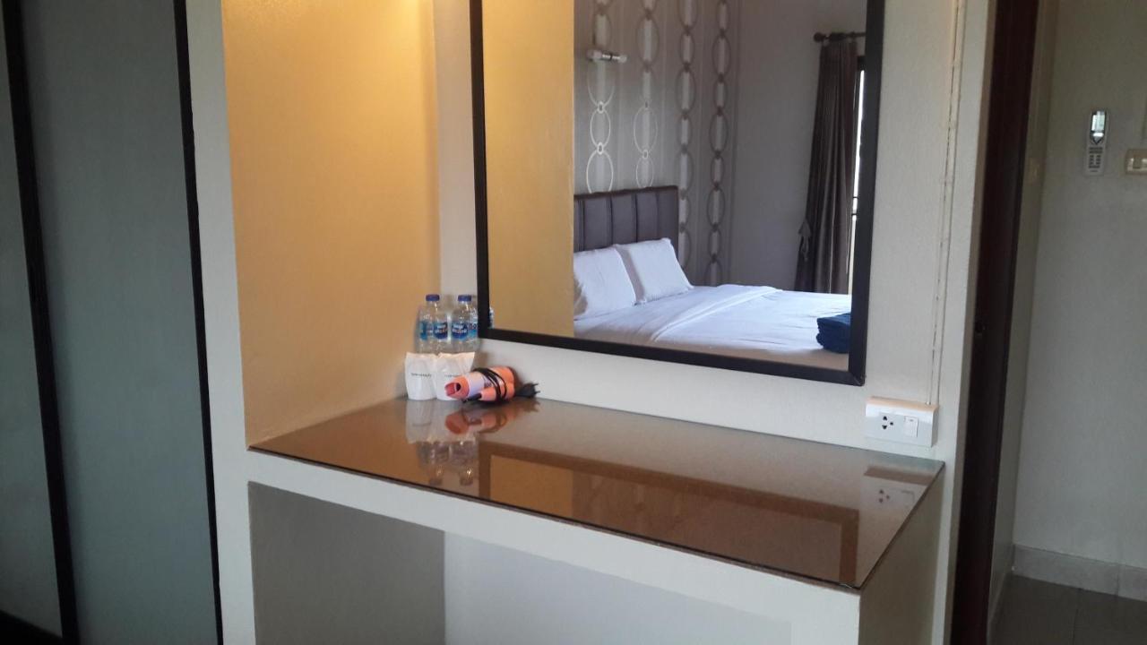 Mana Residence Hat Yai Buitenkant foto